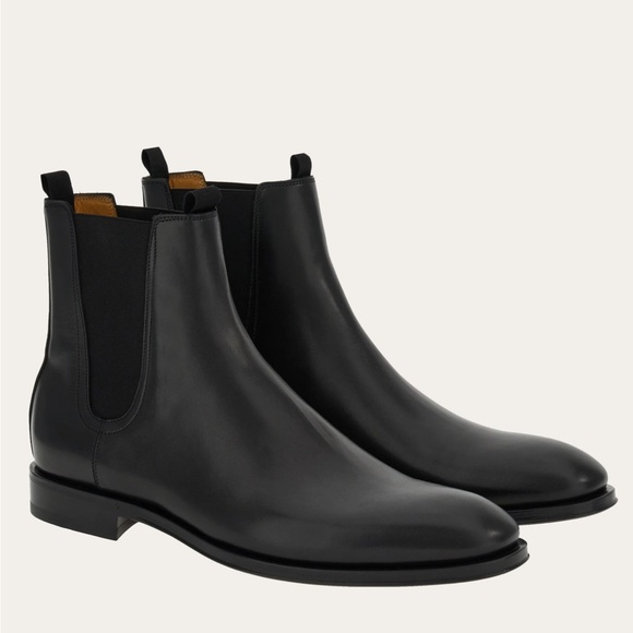 Salvatore Ferragamo Chelsea Black Italian Calfskin leather ankle boots size 12 D - Picture 2 of 13